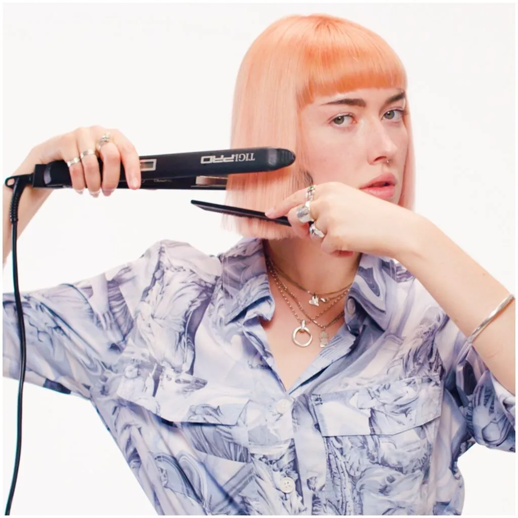 Tigi Bed Head Straighten Out