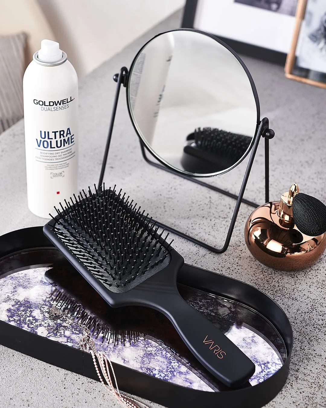 Varis Paddle Brush