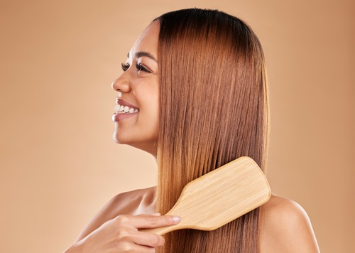 Haare bürsten