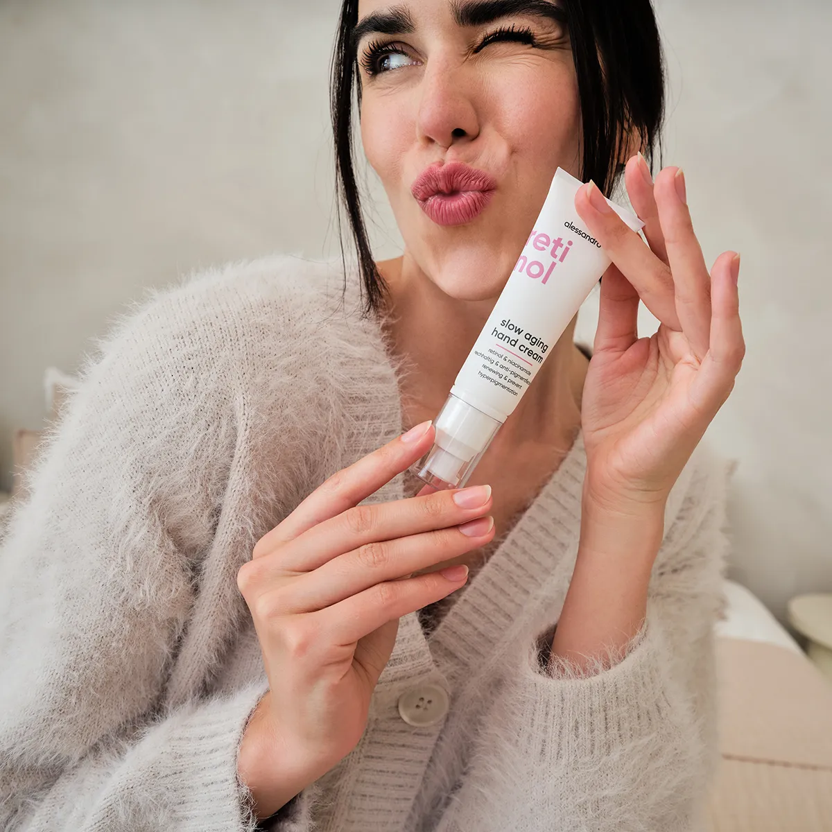 Alessandro Retinol Slow Aging Hand Cream