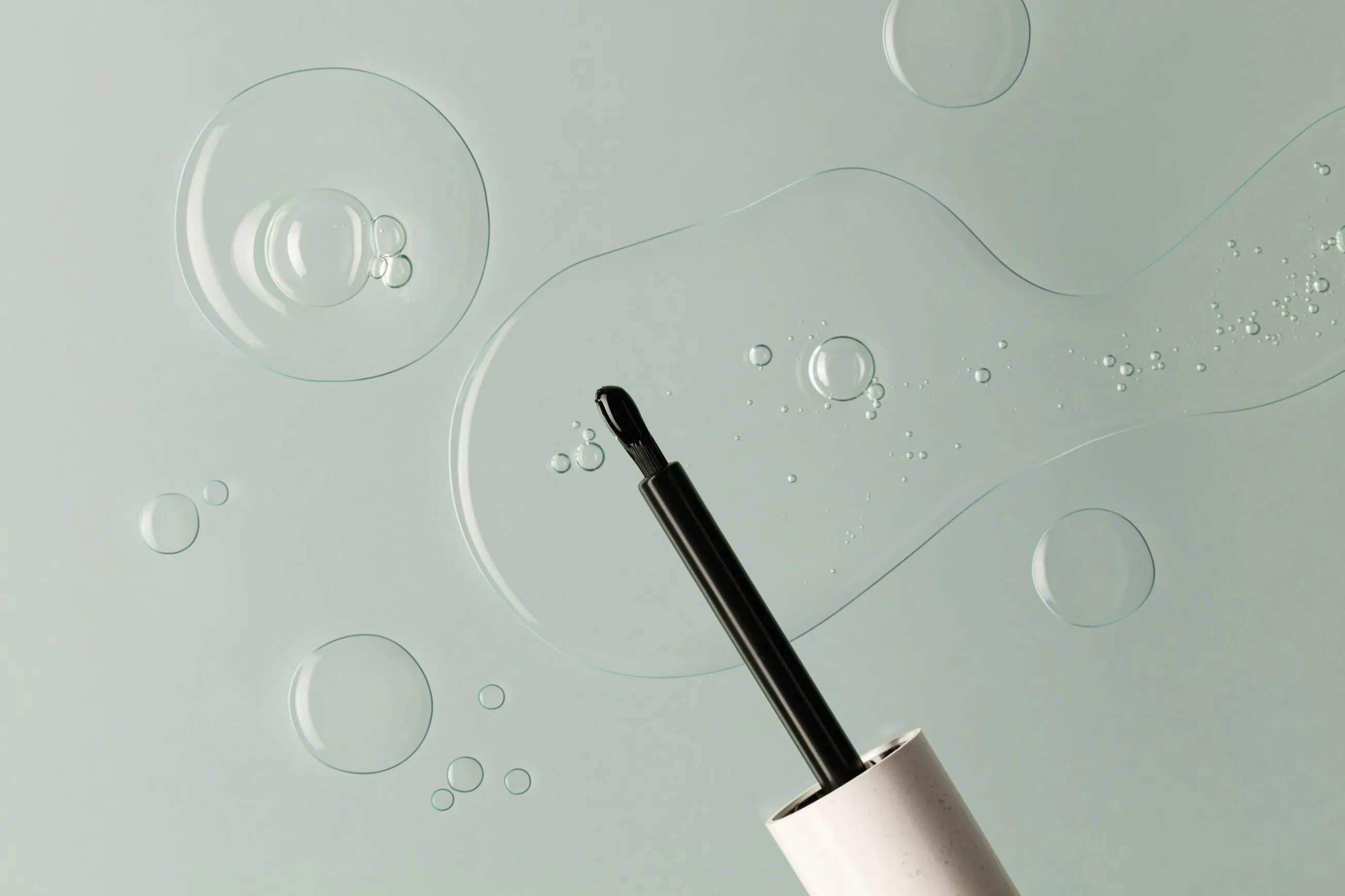 Wimpernserum